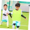 2PCS Youth Sports Practice Vests for Kids Breathable Mesh Team Pinnies for Soccer and Basketball Training Lightweight Uniforms